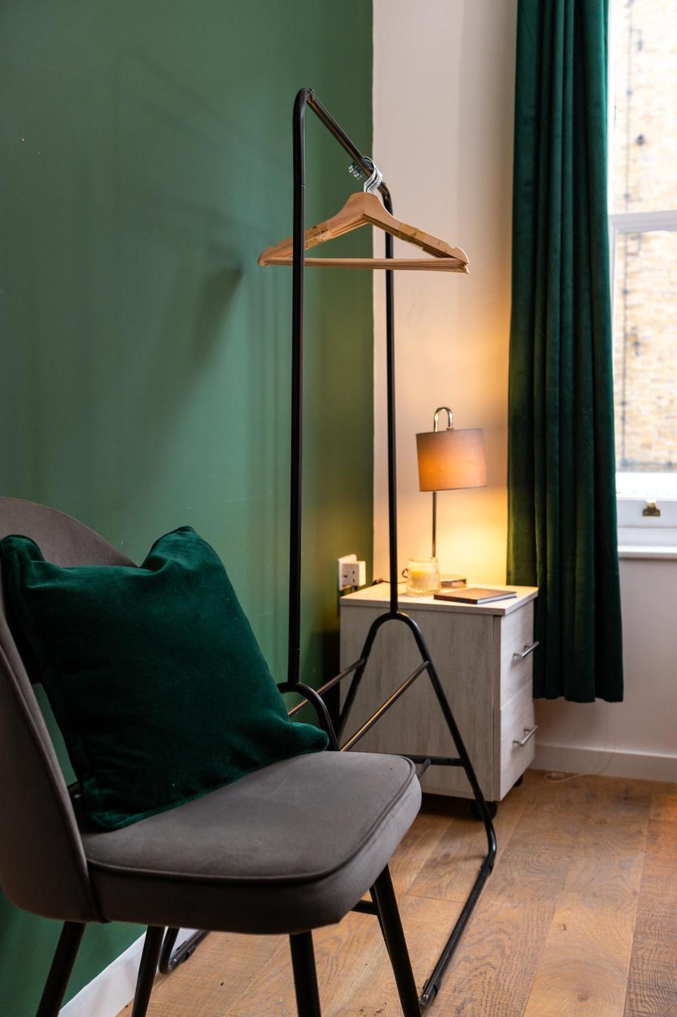 1Br Stylish Flat By Hostarahomes, Near Liverpool Street, Prime London Location, Sleeps Up To 4 Exterior photo